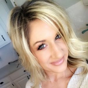 Meet your Posher, Candice